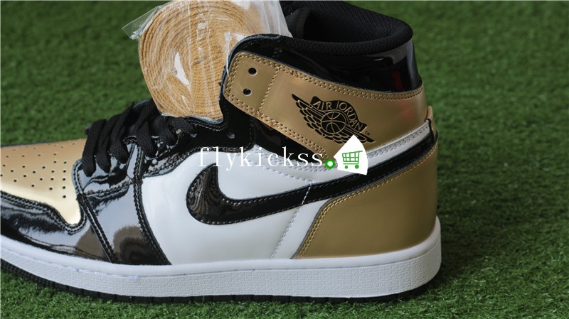 Authentic Air Jordan 1 Retro High OG Golden Toe